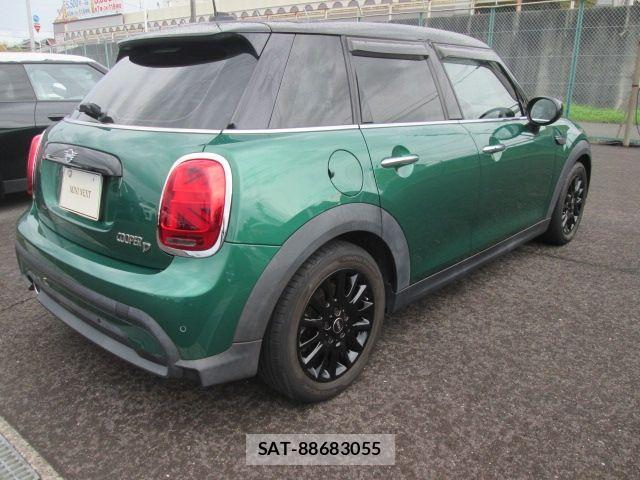 Bmw MINI 2021-12 8883923-13