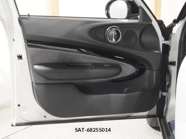 Bmw MINI 2022-04 5872171-13