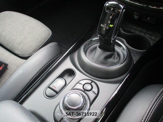 Bmw MINI 2022-08 5872172-10