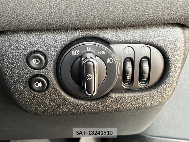 Bmw MINI 2022-04 7328404-18