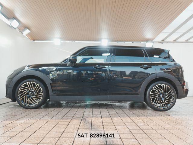 Bmw MINI 2023-08 8208739-8