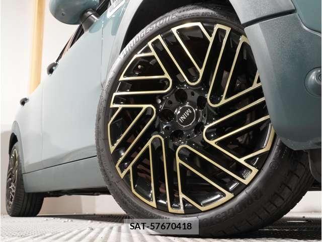 Bmw MINI 2023-05 8354962-17