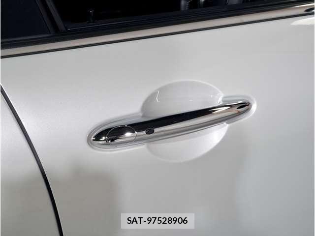Bmw MINI 2022-03 8525772-22