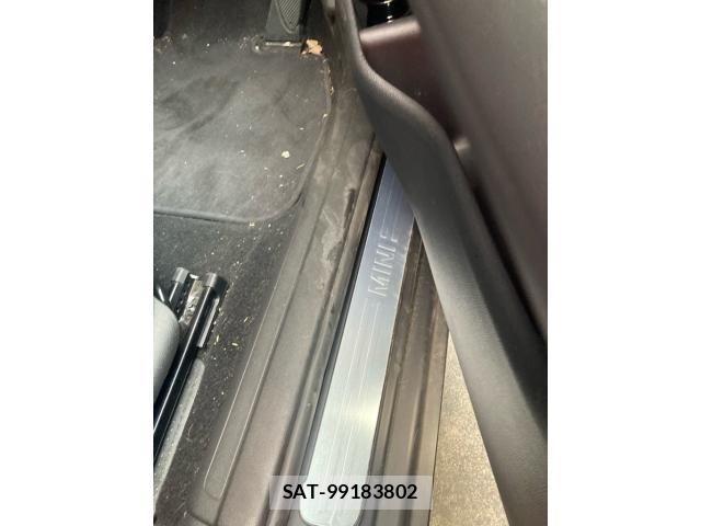 Bmw MINI 2021-11 8830352-25