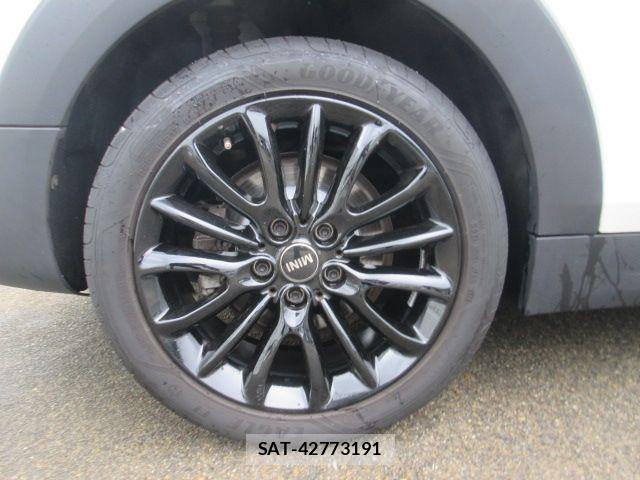 Bmw MINI 2023-03 8883924-13