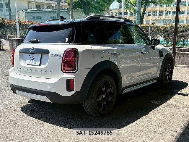 Bmw MINI 2023-04 6995667-12