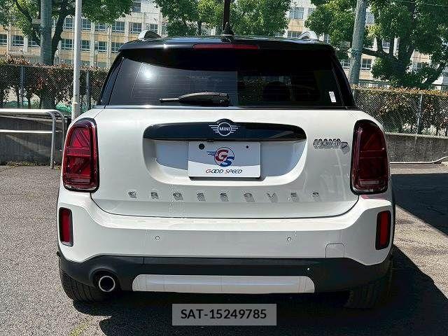 Bmw MINI 2023-04 6995667-13
