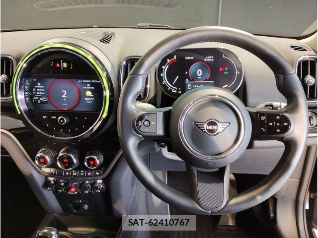Bmw MINI 2023-01 7328409-12