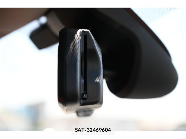 Bmw MINI 2023-04 7328411-25