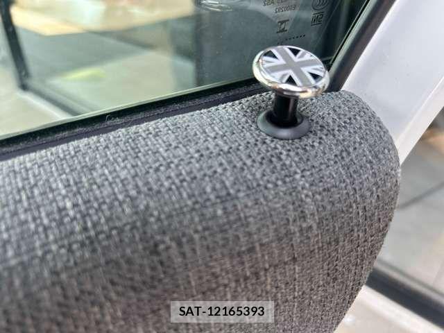 Bmw MINI 2023-04 7725745-18
