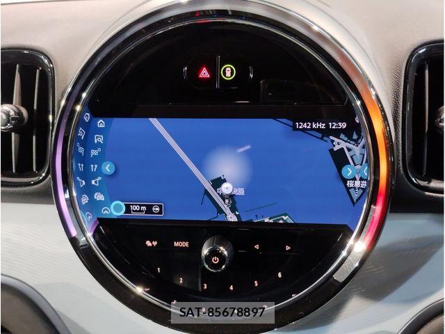 Bmw MINI 2023-12 7725743-17