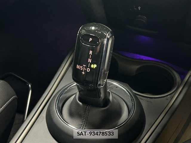 Bmw MINI 2021-11 7787075-10