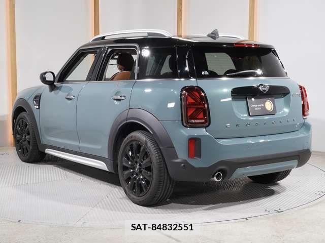 Bmw MINI 2023-09 7787077-1