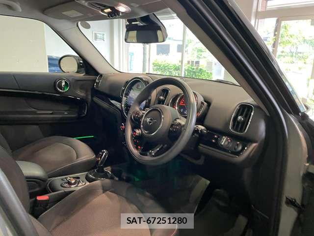 Bmw MINI 2021-08 7787076-17