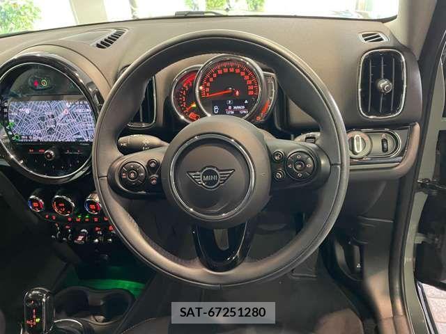 Bmw MINI 2021-08 7787076-19