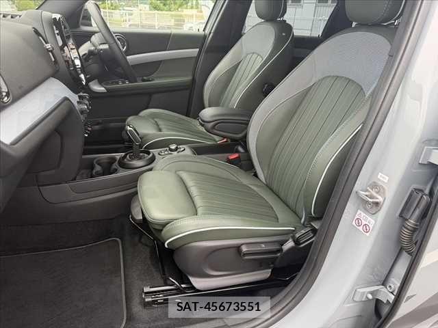 Bmw MINI 2023-07 7877809-16