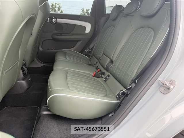 Bmw MINI 2023-07 7877809-18