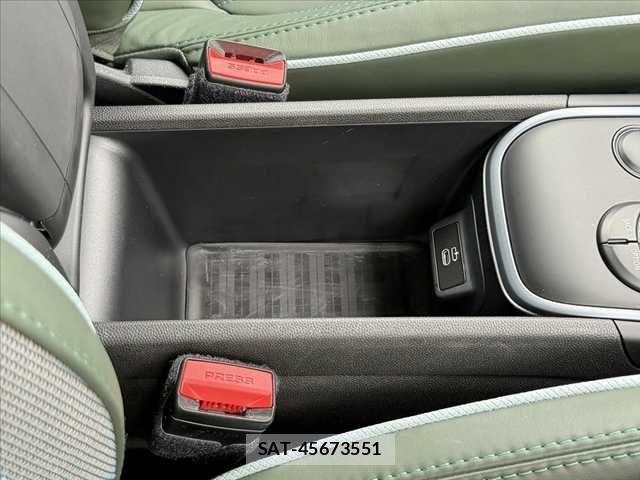 Bmw MINI 2023-07 7877809-23