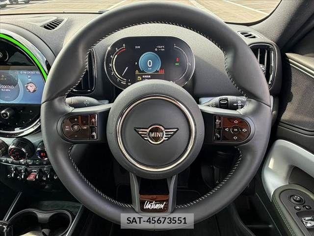 Bmw MINI 2023-07 7877809-26