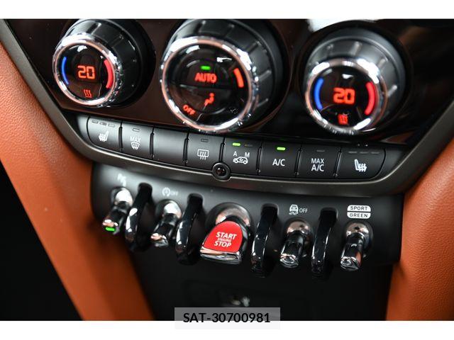 Bmw MINI 2023-04 7980009-10