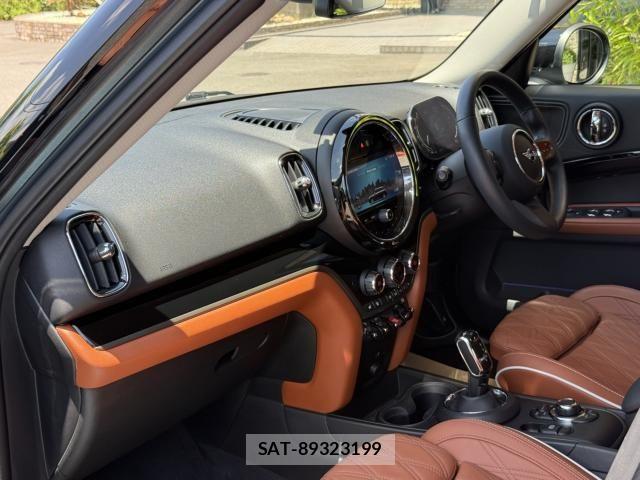 Bmw MINI 2022-10 8074610-26
