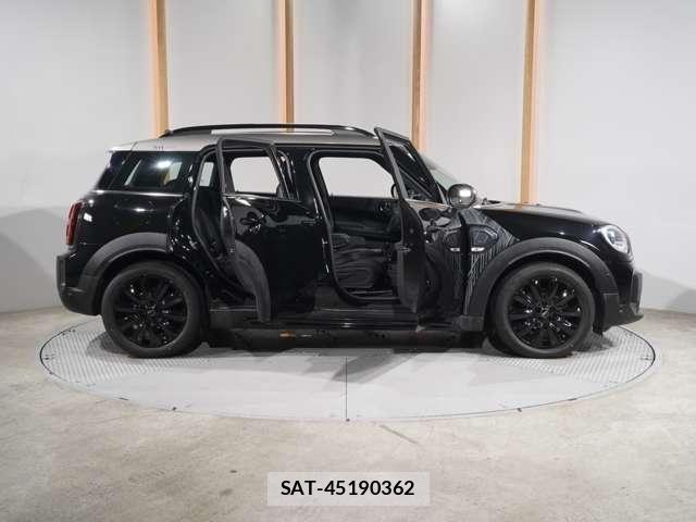 Bmw MINI 2021-10 8100467-21