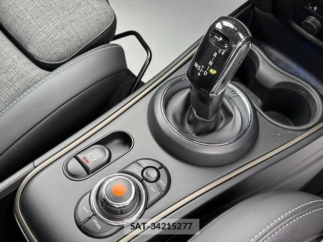 Bmw MINI 2021-03 8100468-20