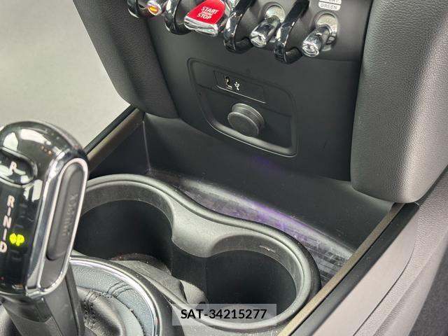 Bmw MINI 2021-03 8100468-21