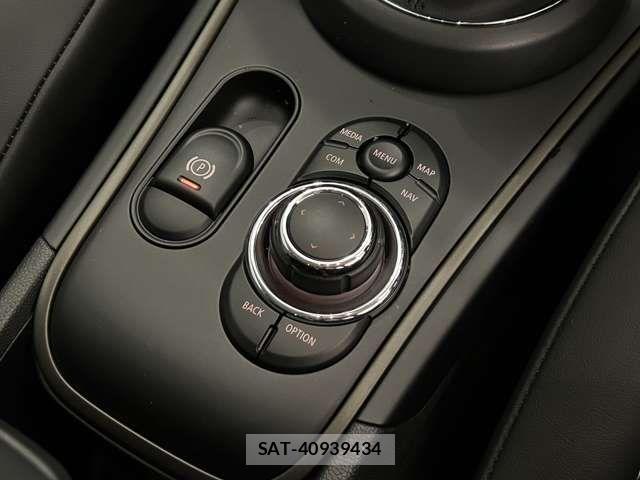 Bmw MINI 2023-03 8100466-15