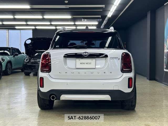 Bmw MINI 2023-03 8131240-11