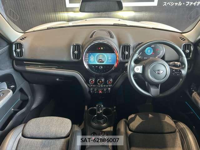 Bmw MINI 2023-03 8131240-1