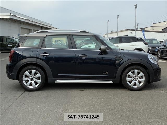 Bmw MINI 2021-04 8245934-3
