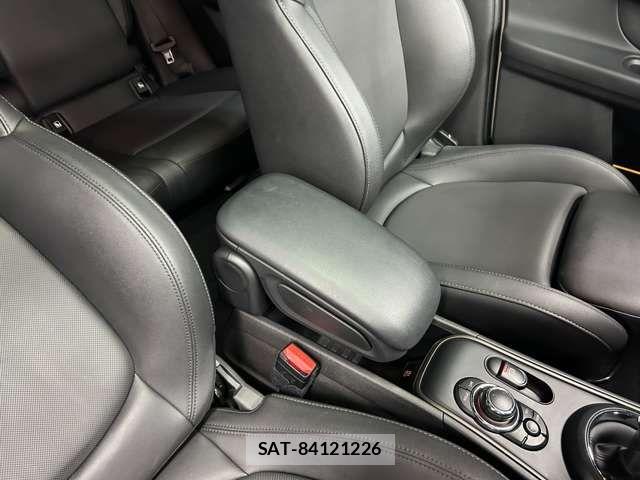 Bmw MINI 2023-09 8354963-16