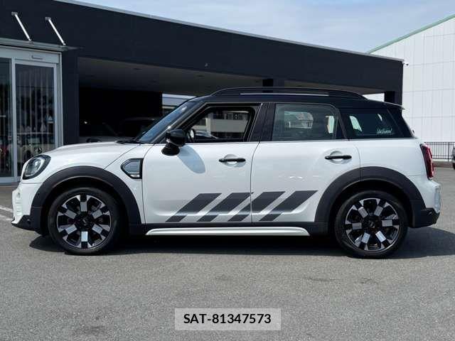 Bmw MINI 2023-09 8666526-12