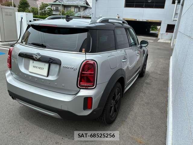 Bmw MINI 2023-06 8666529-6