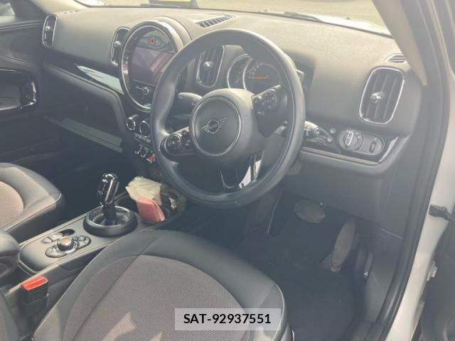 Bmw MINI 2020-10 8739773-15
