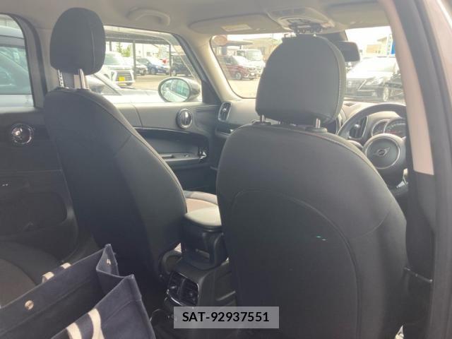 Bmw MINI 2020-10 8739773-17