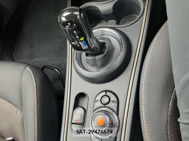 Bmw MINI 2020-12 8796667-23