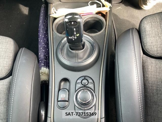Bmw MINI 2023-12 8830358-18