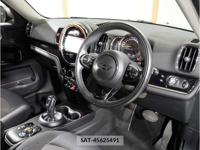 Bmw MINI 2020-10 8849823-13