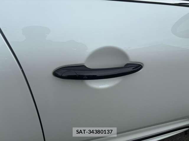 Bmw MINI 2023-03 8849820-9
