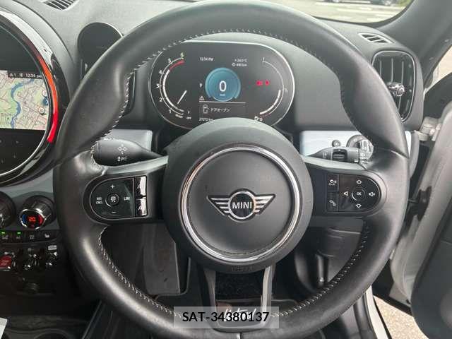 Bmw MINI 2023-03 8849820-11