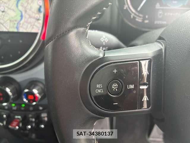 Bmw MINI 2023-03 8849820-12