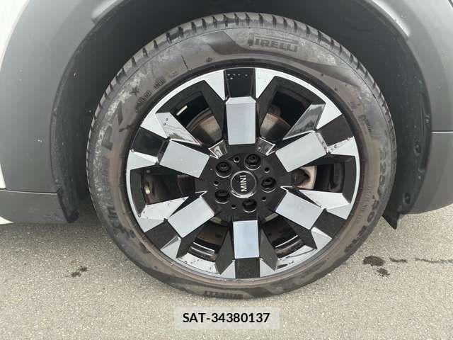 Bmw MINI 2023-03 8849820-8