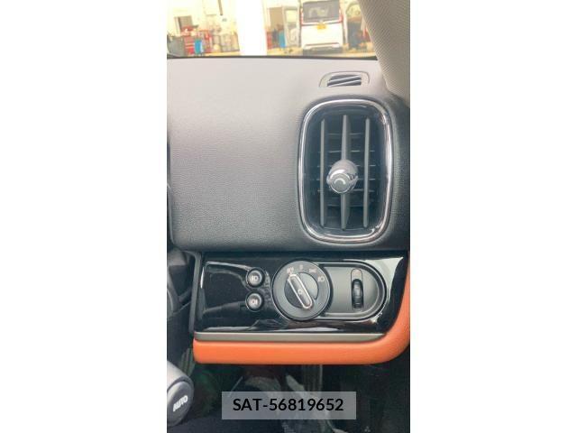 Bmw MINI 2022-01 8883925-14