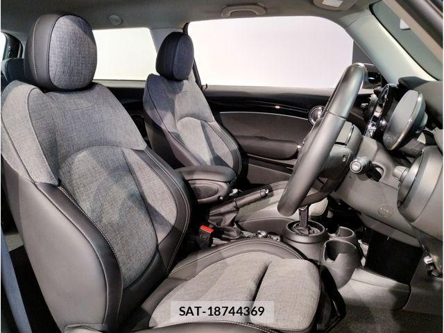 Bmw MINI 2023-03 1347160-13