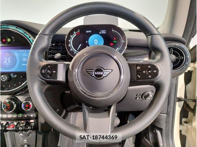 Bmw MINI 2023-03 1347160-15