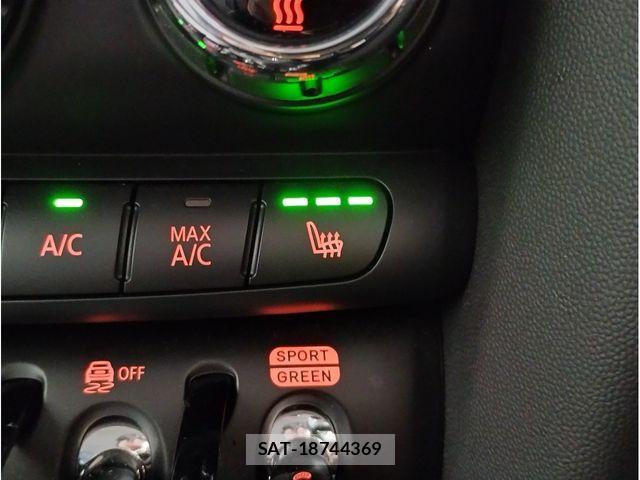 Bmw MINI 2023-03 1347160-19