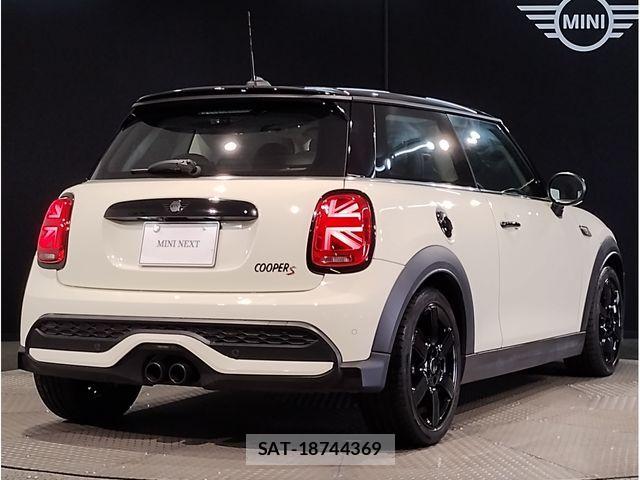 Bmw MINI 2023-03 1347160-2