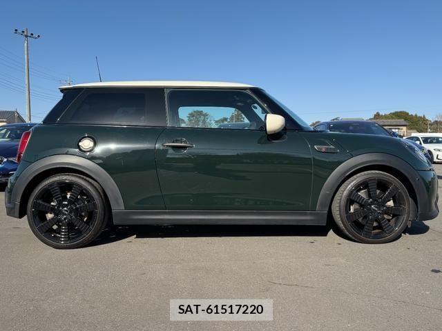 Bmw MINI 2023-03 2100119-8